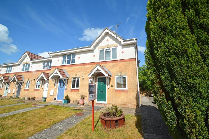 2 Bedroom End Of Terrace House For Sale In Britannia Way, East Cowes, PO32