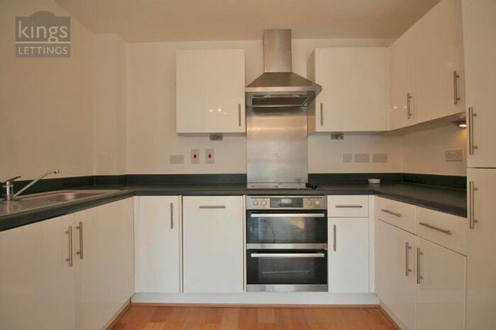 2 Bedroom Flat To Rent In Chancellor Way, Dagenham, RM8