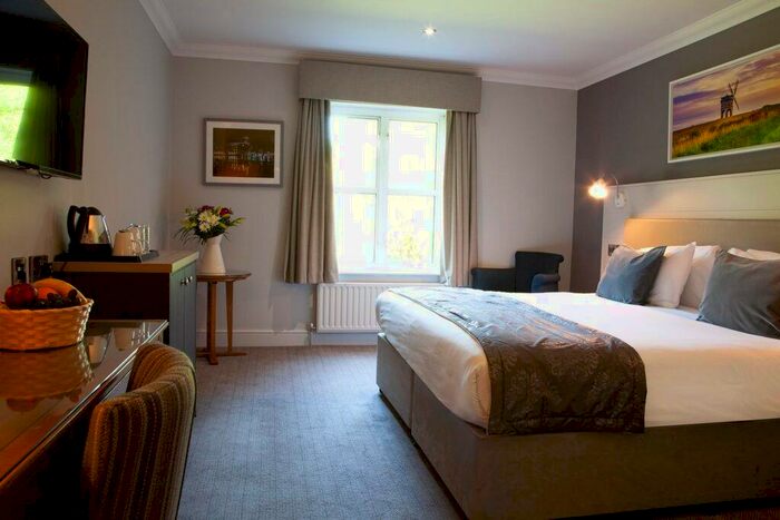 1 Bedroom Hotel Room To Rent In , CV35