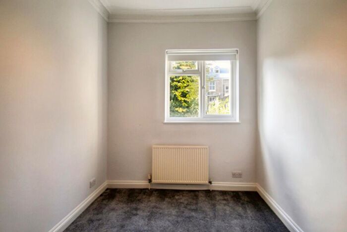 1 Bedroom Flat To Rent In Fortess Road (), Tufnell Park, NW5