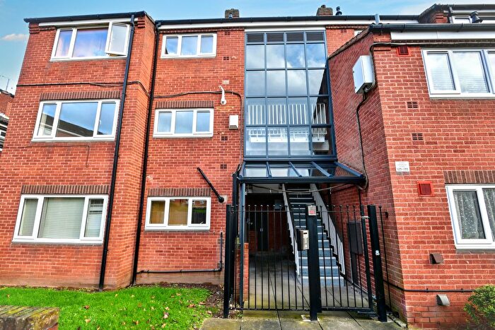2 Bedroom Flat For Sale In North Sherwood Street, Nottingham, NG1