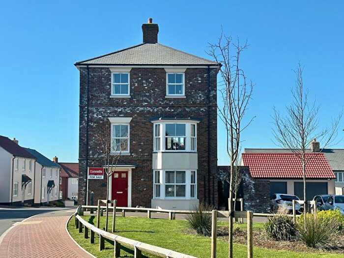 4 Bedroom Town House For Sale In Courage Way, Chickerell, Weymouth, DT3