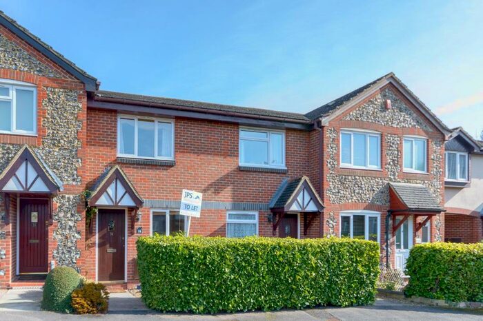 2 Bedroom Property To Rent In Bishopdown Farm, Salisbury, Wiltshire, SP1