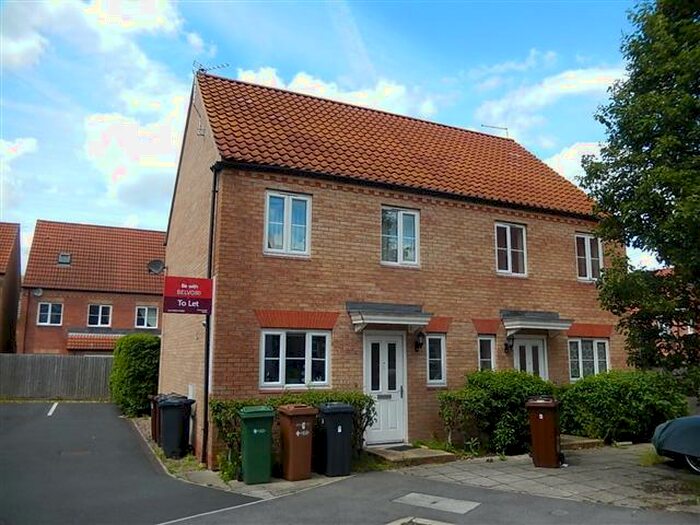 3 Bedroom Semi-Detached House To Rent In Anchor Close, Lincoln, LN5