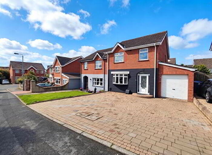 3 Bedroom Semi-Detached House For Sale In Lyndhurst Path, Belfast, BT13