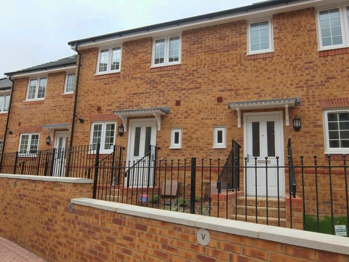 2 Bedroom Terraced House To Rent In Whitley Rise, Reading, RG2