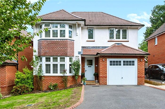 4 Bedroom Detached House For Sale In Owl Close, Warminster, BA12