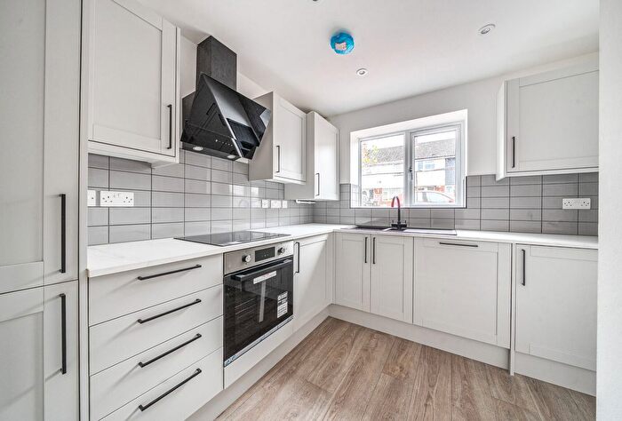 2 Bedroom End Of Terrace House For Sale In Teewell Avenue, Staple Hill, Bristol, BS16