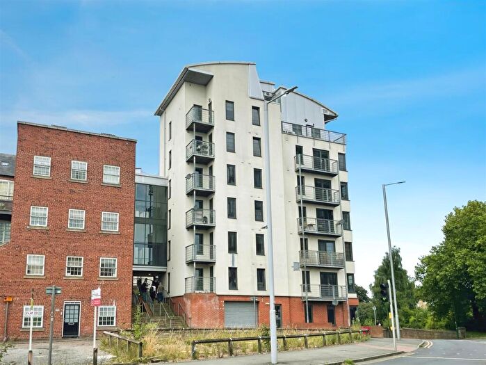 2 Bedroom Apartment To Rent In Park West, Derby Road, Nottingham, NG7