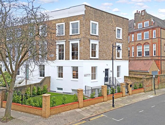 4 Bedroom Maisonette To Rent In Elmore Street, Canonbury, N1