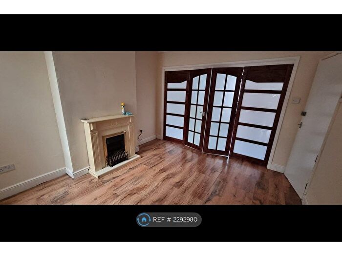 1 Bedroom Flat To Rent In Bedale Road, Wellingborough, NN8
