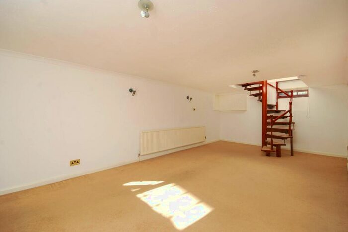 2 Bedroom House To Rent In Crown Street, Harrow On The Hill, Harrow, HA2