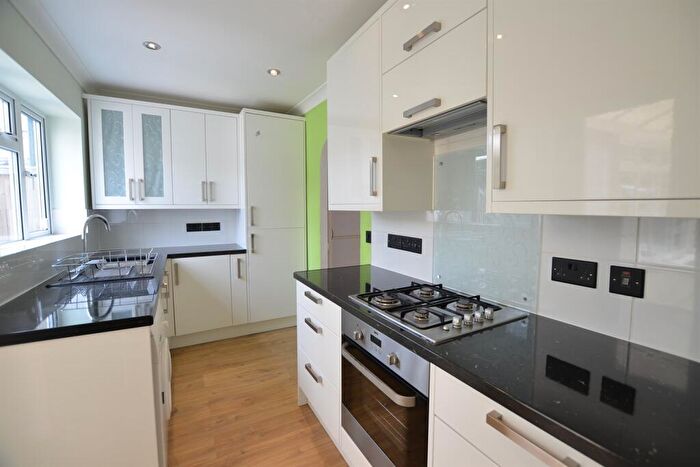 3 Bedroom Terraced House To Rent In Green Glade, Theydon Bois, Epping, CM16