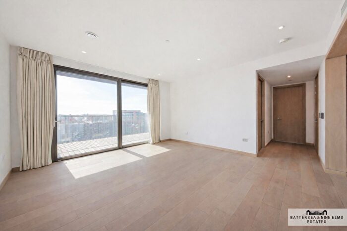 2 Bedroom Apartment To Rent In Legacy Building, Embassy Gardens, SW11