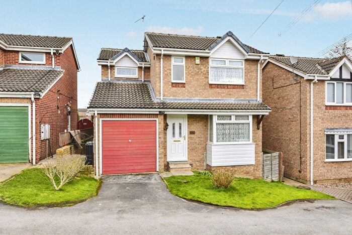 3 Bedroom Detached House For Sale In Meadow Gate Avenue, Sothall, Sheffield, S20