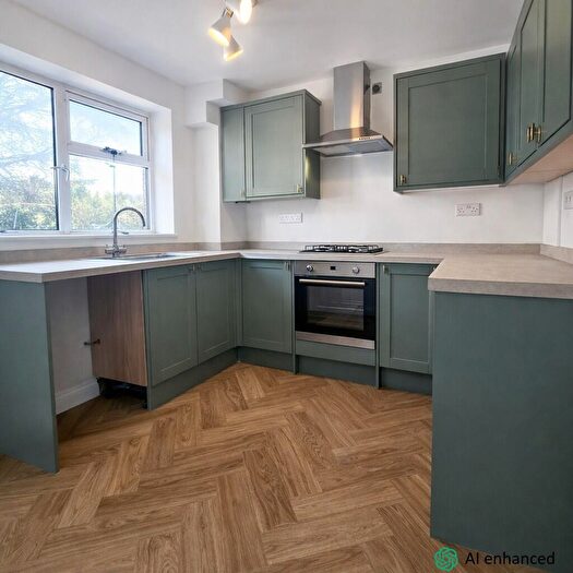 2 Bedroom Flat To Rent In Surrey Road, Chester, CH2