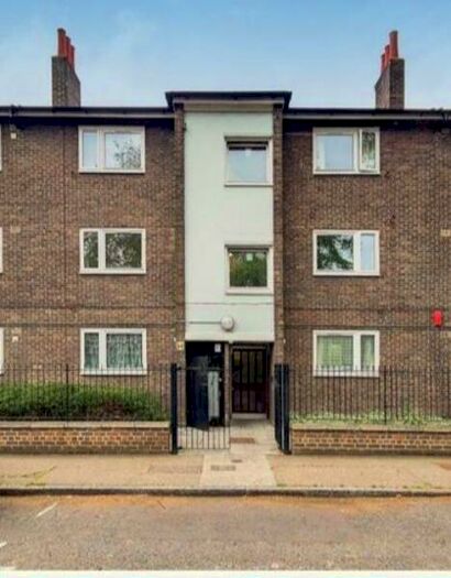 4 Bedroom Flat To Rent In Beaumont Square, : Bed Bath Furn, E1
