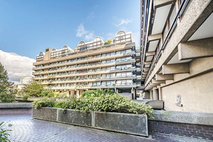 1 Bedroom Flat For Sale In Barbican, Breton House, EC2Y