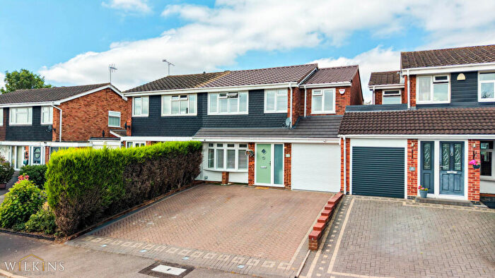 4 Bedroom Semi Detached House For Sale In Cobia, Tamworth, Staffordshire, B77
