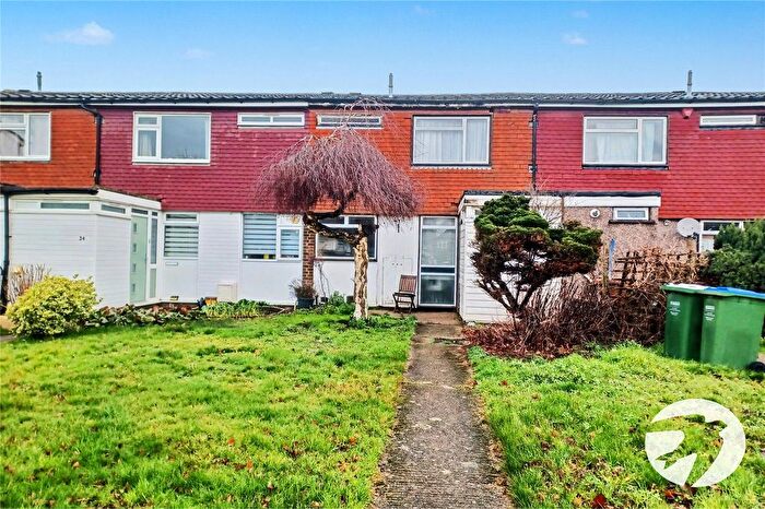 3 Bedroom Terraced House For Sale In Bennett Close, Welling, Kent, DA16