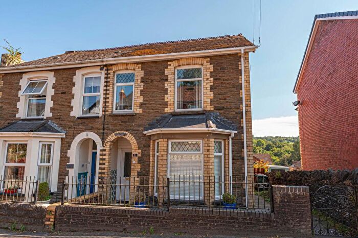 3 Bedroom Semi-Detached House For Sale In Commercial Road, Machen, CF83