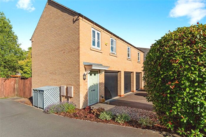2 Bedroom Detached House For Sale In Ox Meadow, Bottisham, Cambridge, Cambridgeshire, CB25