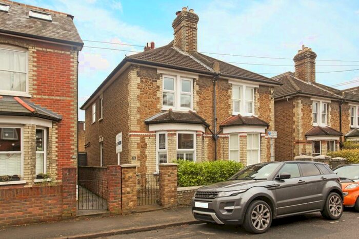 3 Bedroom House To Rent In Artillery Road Guildford, GU1