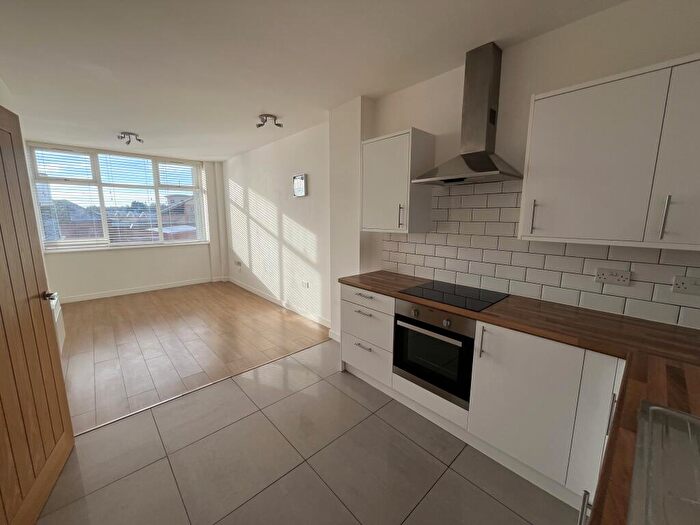 1 Bedroom Flat To Rent In Oxford Street, Kidderminster, DY10