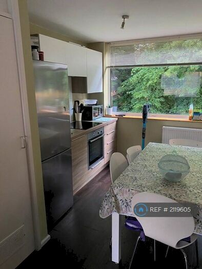 2 Bedroom Flat To Rent In Cambanks, Cambridge, CB4