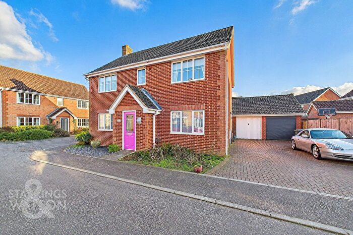 4 Bedroom Detached House To Rent In Balmoral Close, Attleborough, NR17