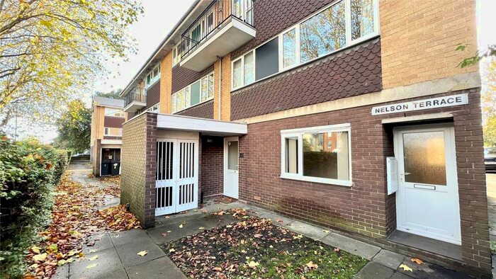 1 Bedroom Maisonette To Rent In Nelson Terrace, London Road, Reading, Berkshire, RG1