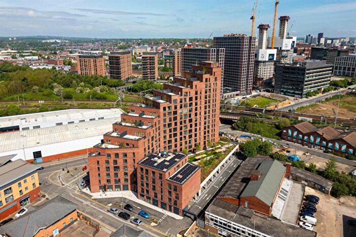 2 Bedroom Apartment To Rent In Springwell Gardens, Leeds City Centre, LS12