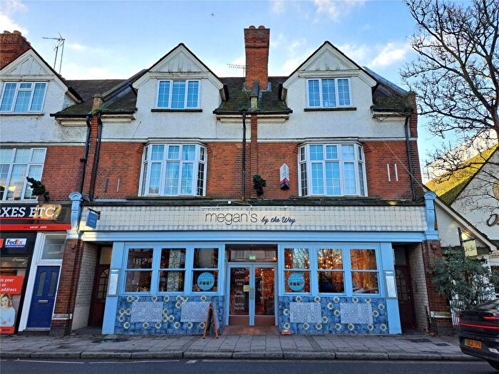 1 Bedroom Flat To Rent In Church Street, Weybridge, KT13