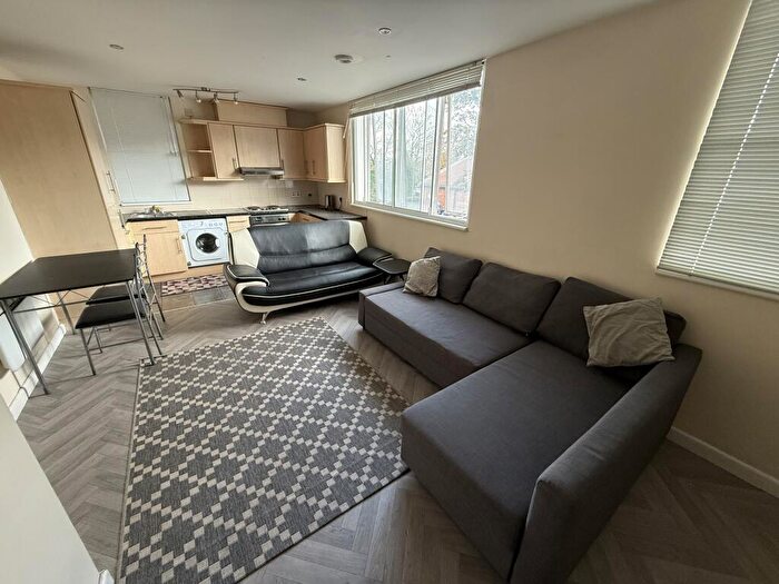 1 Bedroom Apartment To Rent In Priory Heights, LU5
