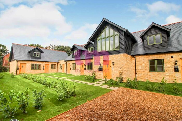 2 Bedroom Apartment To Rent In The Dell Mews, College Avenue, Grays, RM17