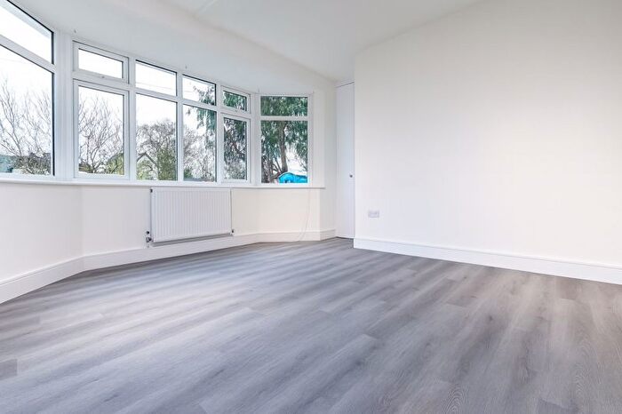 Property To Rent In Great Cambridge Road, Waltham Cross, EN8