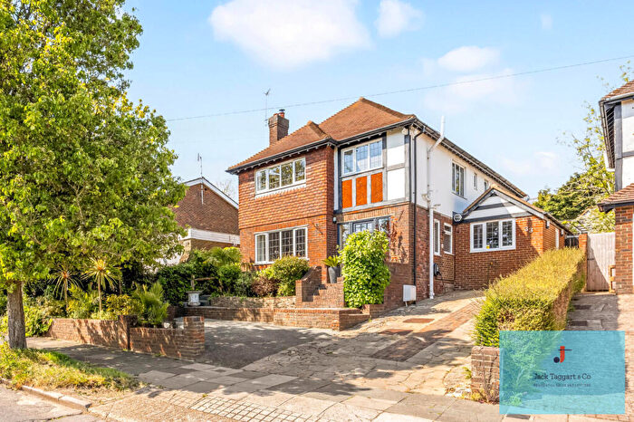 7 Bedroom Detached House For Sale In Redhill Drive, Brighton, BN1
