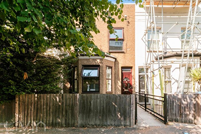 2 Bedroom Terraced House For Sale In Canterbury Road, Croydon, Greater London, CR0