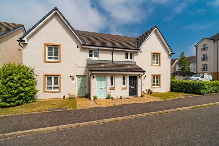 2 Bedroom Flat For Sale In Fairfield Gardens, Fairmilehead, Edinburgh, EH10