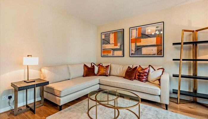 2 Bedroom Flat To Rent In Fulham Road, Kensington And Chelsea, SW3
