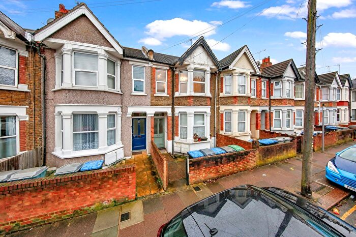 2 Bedroom Flat To Rent In Fortune Gate Road, London, NW10