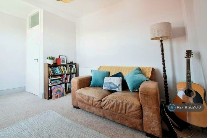 2 Bedroom Flat To Rent In The New Central, Llandrindod Wells, LD1