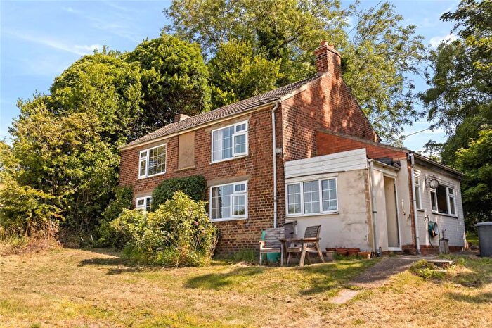 3 Bedroom Detached House For Sale In Freemans Lane, Bonby, North Lincolnshire, DN20