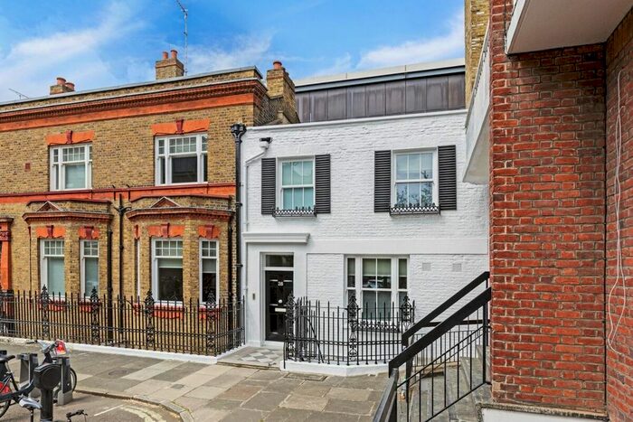 3 Bedroom Terraced House To Rent In Beaumont Street, London, W1G