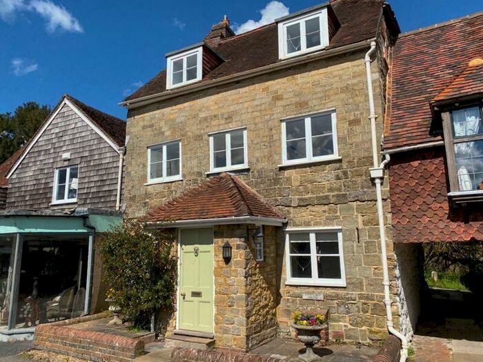 3 Bedroom Cottage To Rent In Petworth, Nr Chichester, Petersfield, West Sussex, GU28