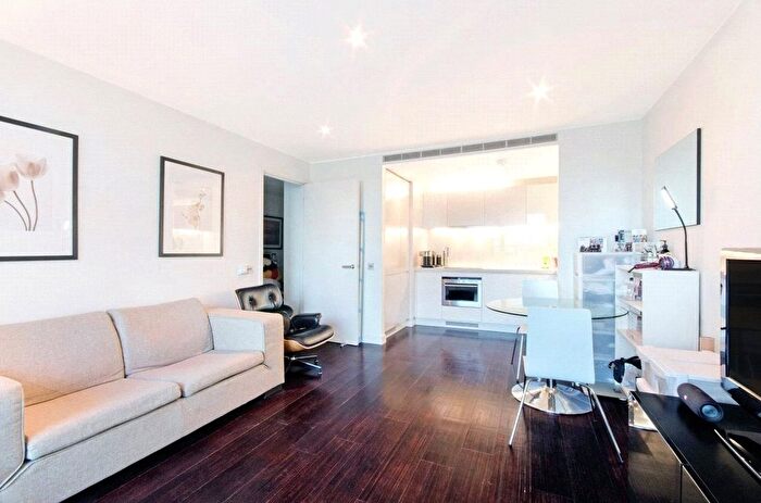 1 Bedroom Flat To Rent In Pan Peninsula Square, London, E14