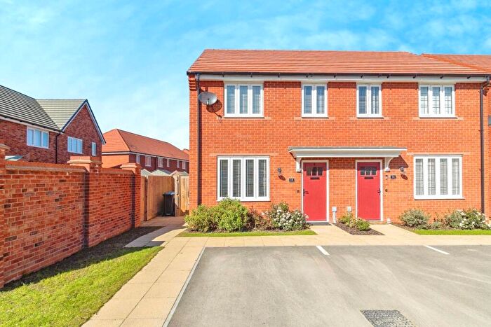 3 Bedroom Semi Detached House For Sale In Farrington Way, Eagle Farm South, Milton Keynes, Buckinghamshire, MK17