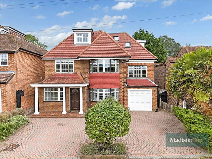 6 Bedroom Detached House To Rent In Chester Road, Chigwell, Essex, IG7