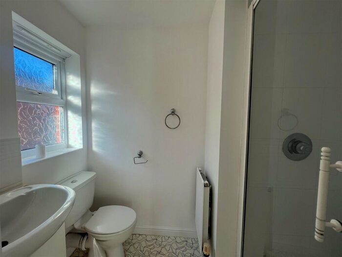 3 Bedroom Detached House To Rent In Pennyfields, BoltonUponDearne