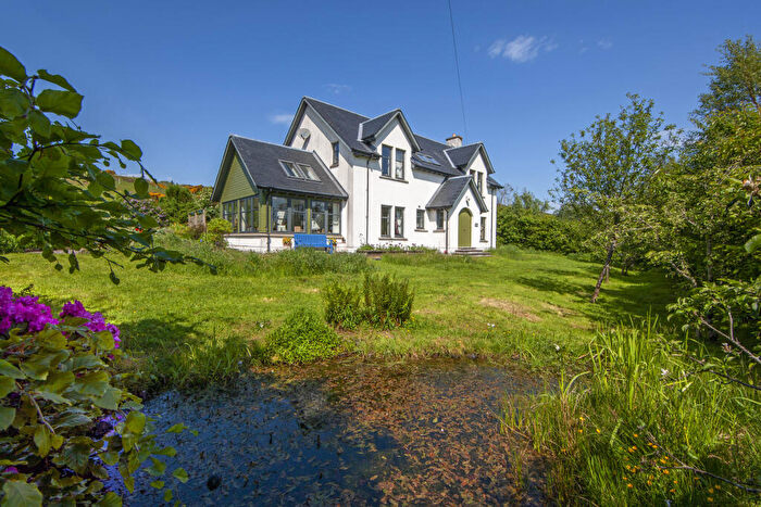 4 Bedroom Detached House For Sale In Rowan Trees, Glencruitten, Oban, PA34